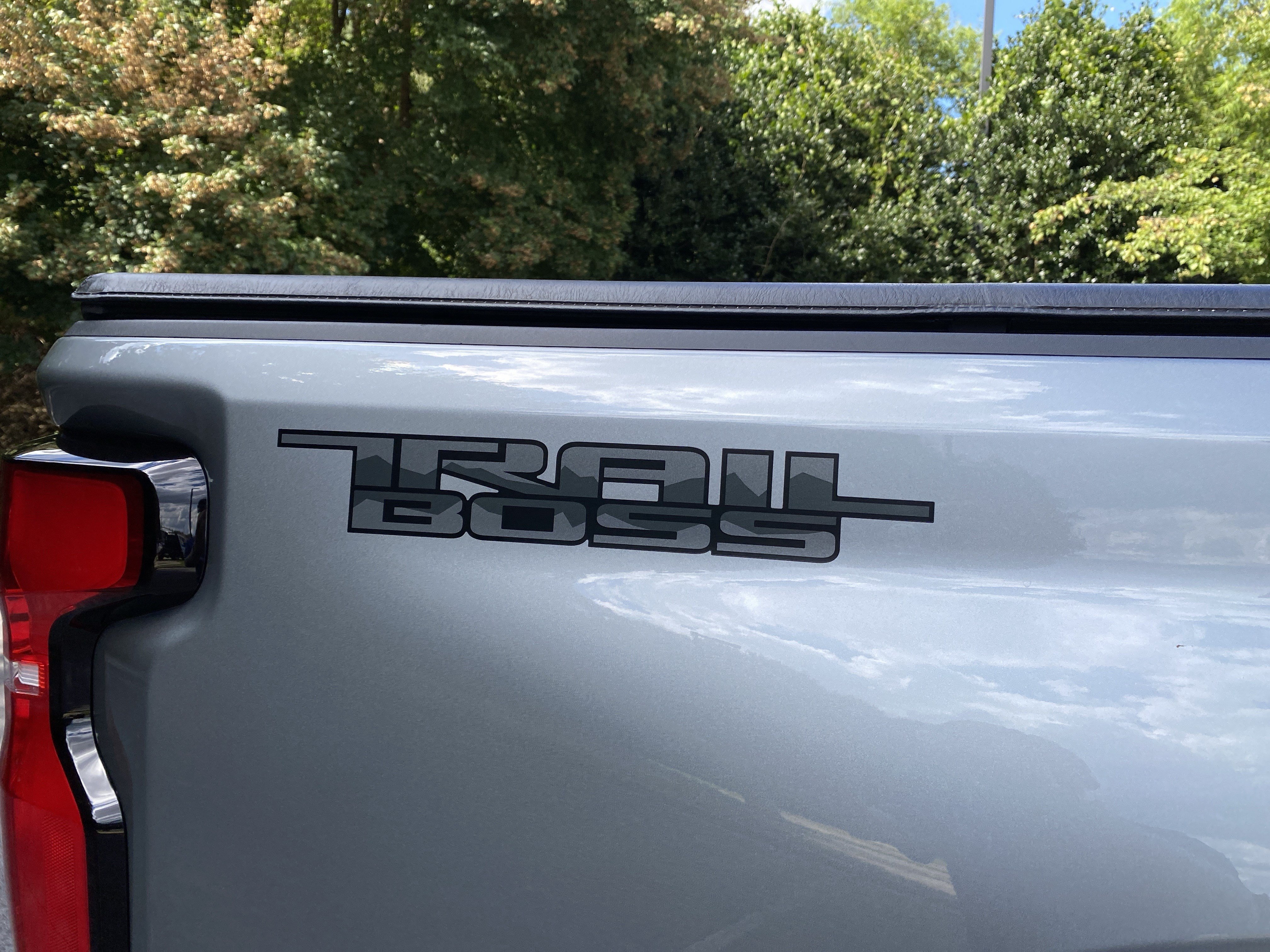 Used 2025 Chevrolet Silverado 2500 LTZ w/ LTZ Plus Package AWD/4WD image 47