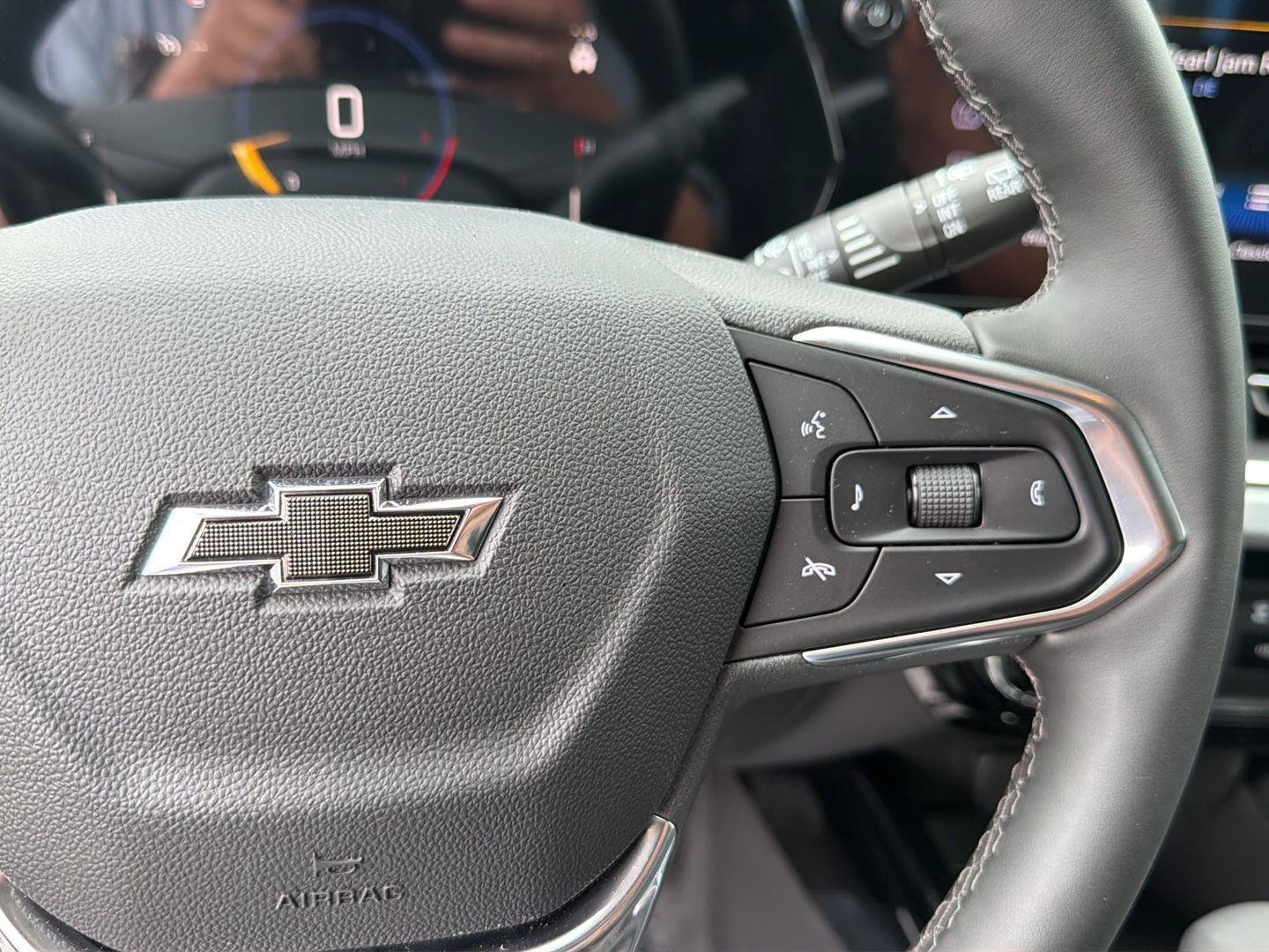 New 2026 Chevrolet Trax LT w/ Midnight Edition FWD image 21