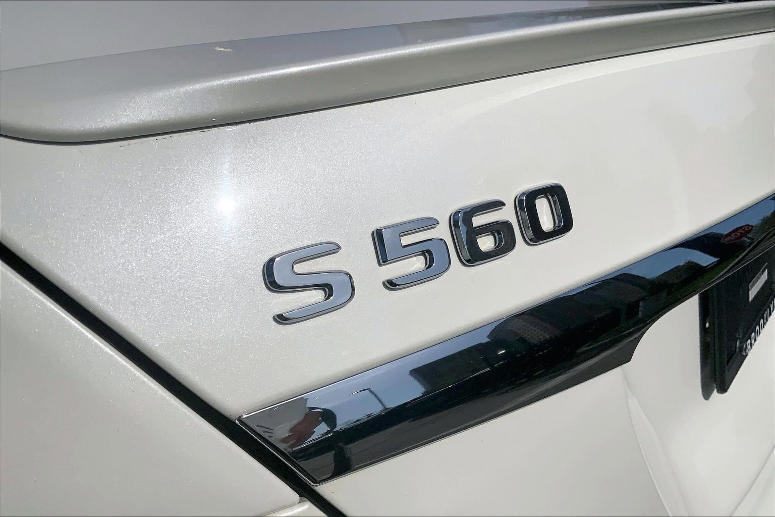 Used 2018 Mercedes-Benz S 560 4MATIC Sedan image 9