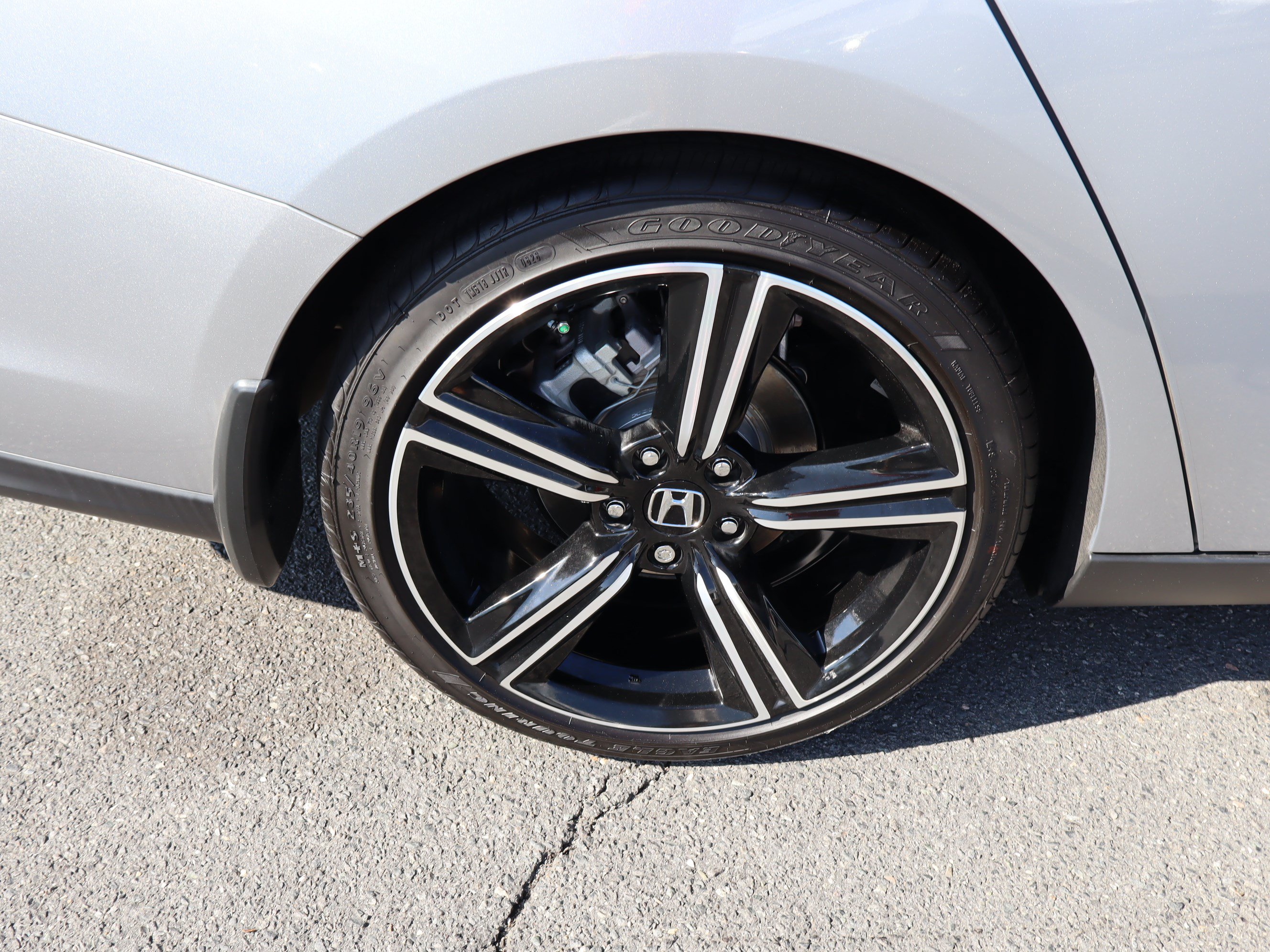 Used 2026 Honda Accord Sport image 38