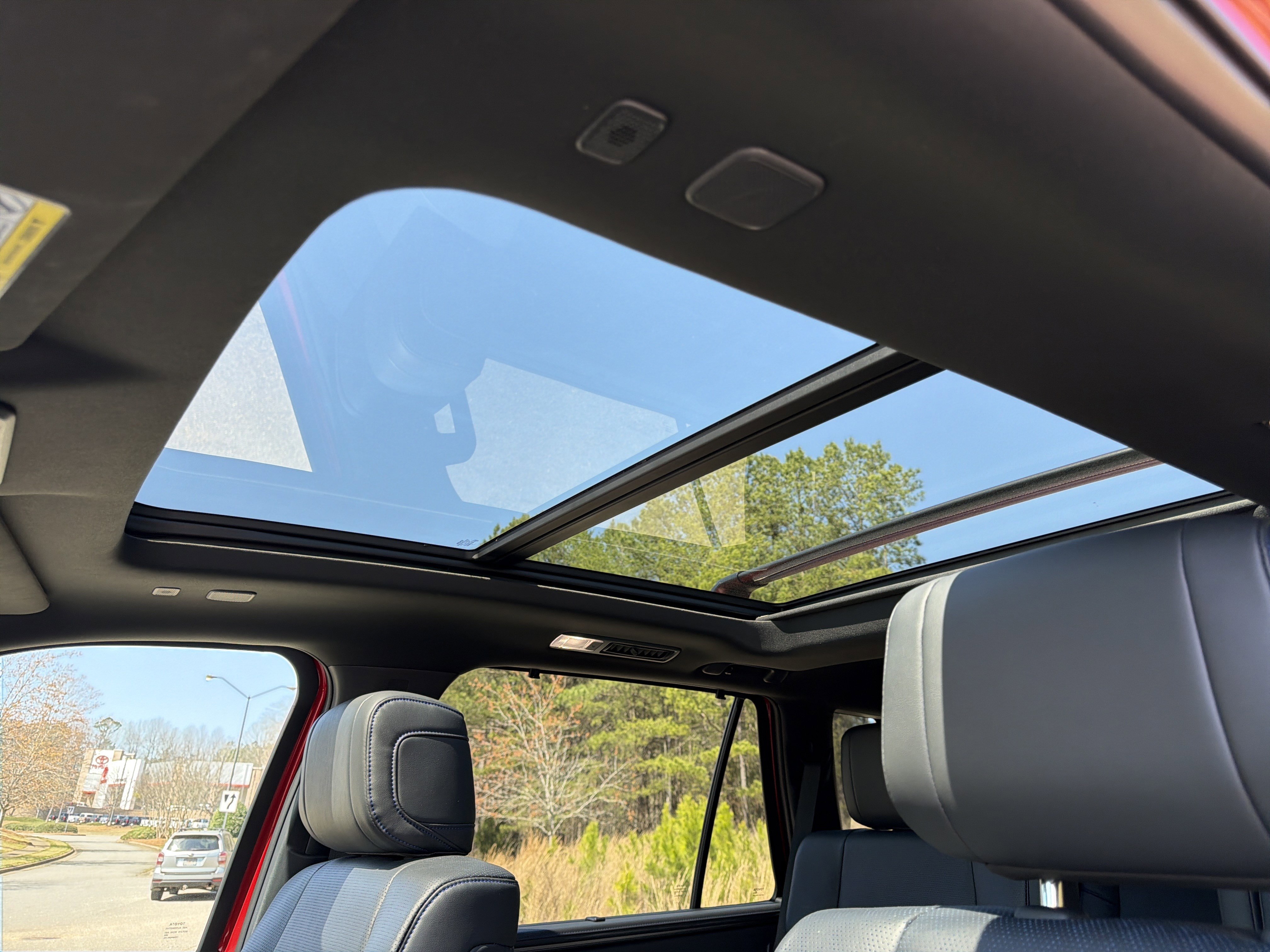 Used 2026 Toyota Sequoia Platinum image 33