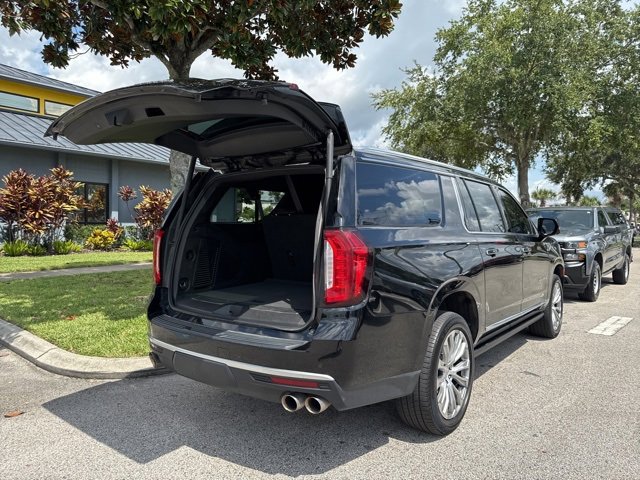 Used 2023 GMC Yukon XL Denali image 20
