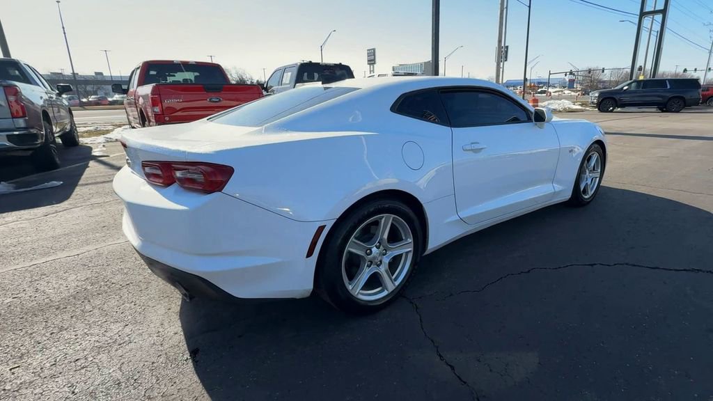 Used 2023 Chevrolet Camaro LT image 8