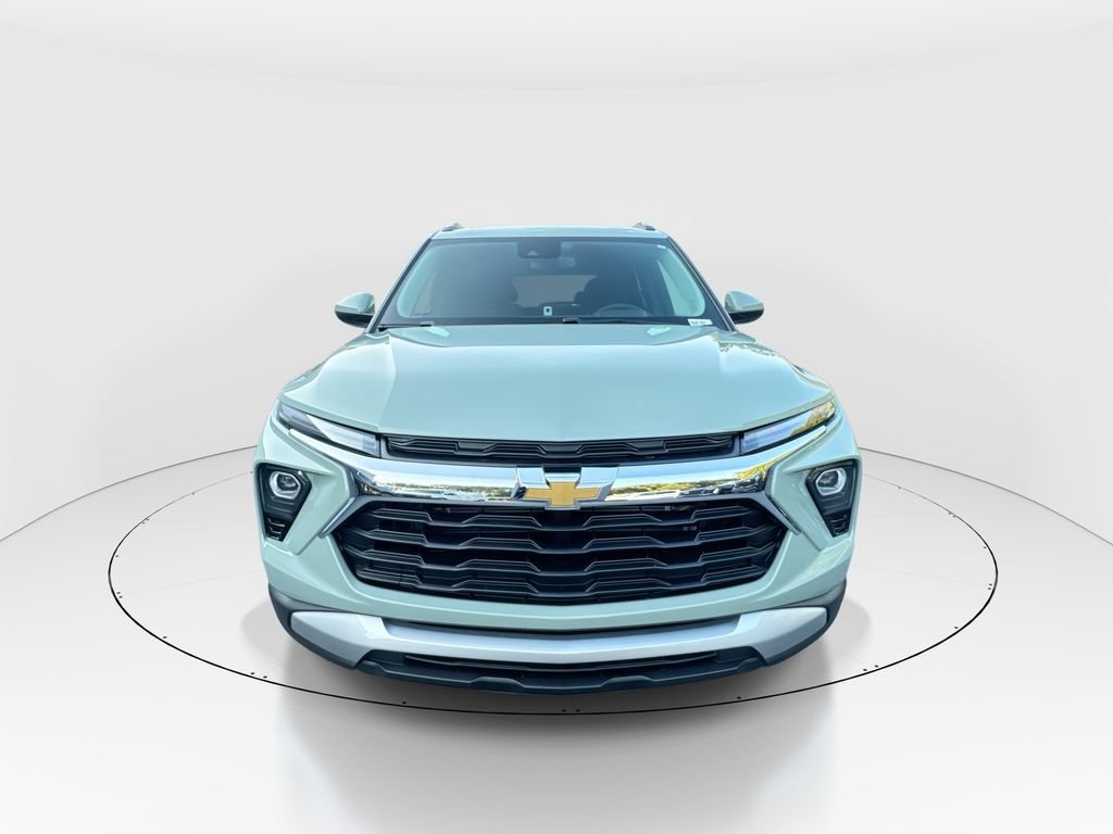New 2026 Chevrolet TrailBlazer LT w/ LT Cold Weather Package FWD image 3