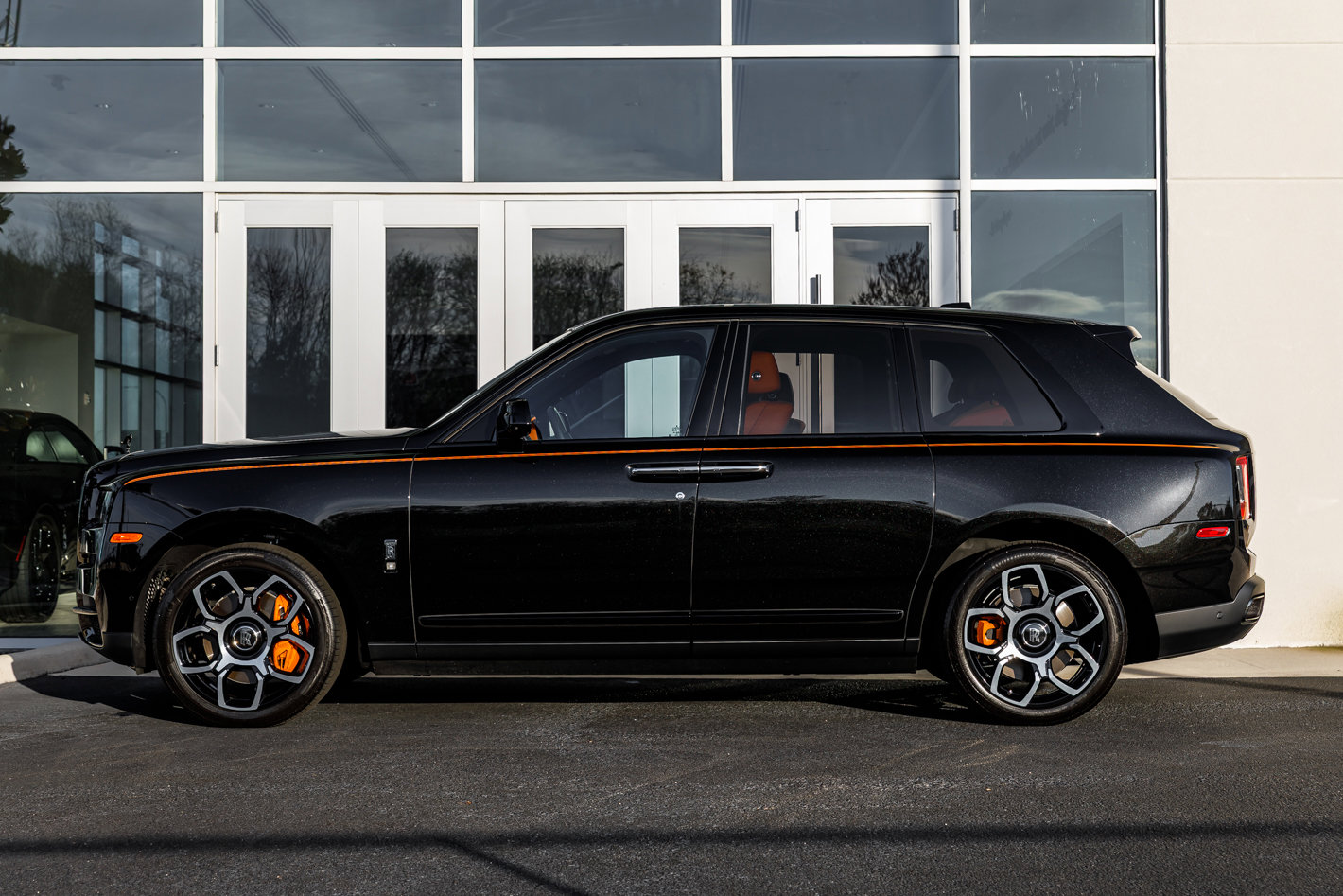 Certified 2024 Rolls-Royce Cullinan Black Badge w/ Driver's Package image 6