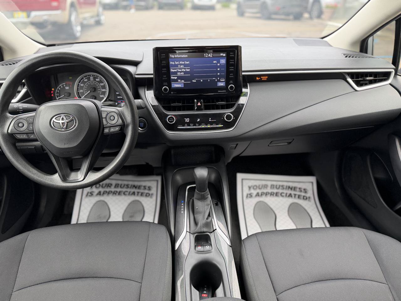 Used 2022 Toyota Corolla LE w/ LE Convenience Package FWD image 18