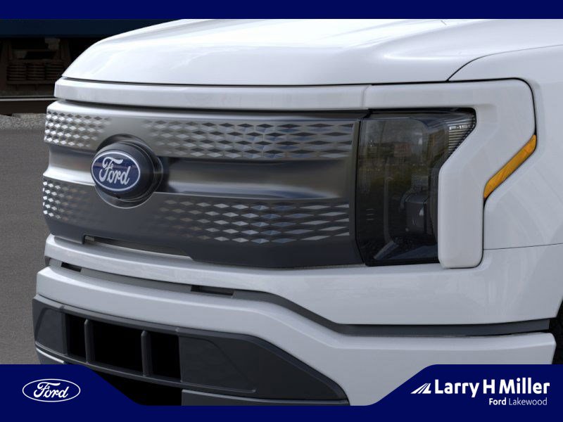 New 2025 Ford F150 Lightning XLT w/ Max Trailer Tow Package image 17