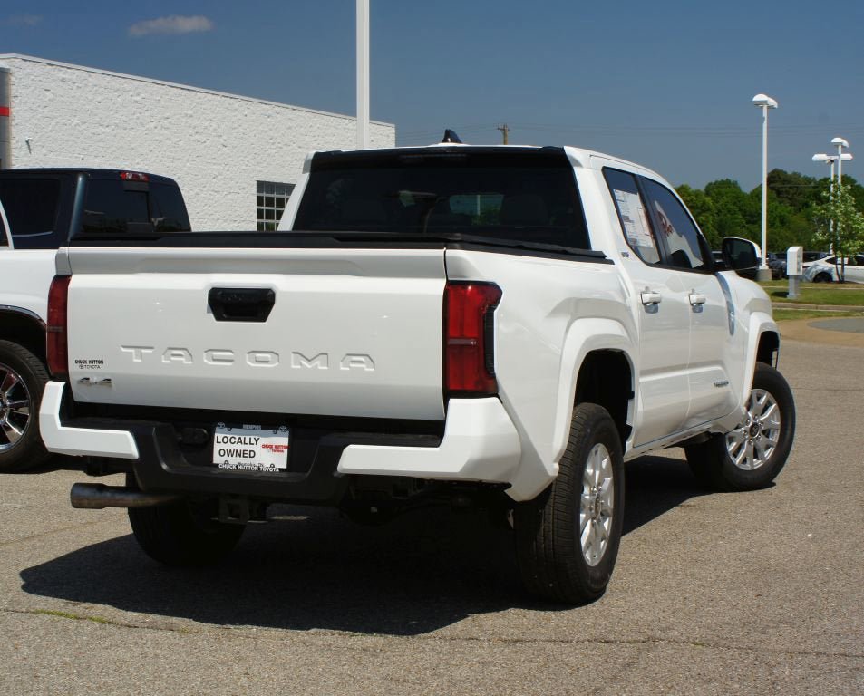 New 2026 Toyota Tacoma SR5 AWD/4WD image 30