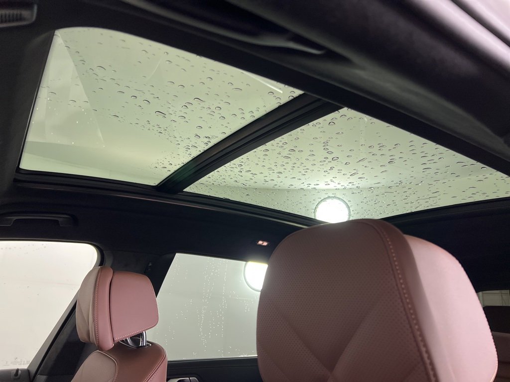 Used 2026 BMW X7 xDrive40i w/ Premium Package image 23