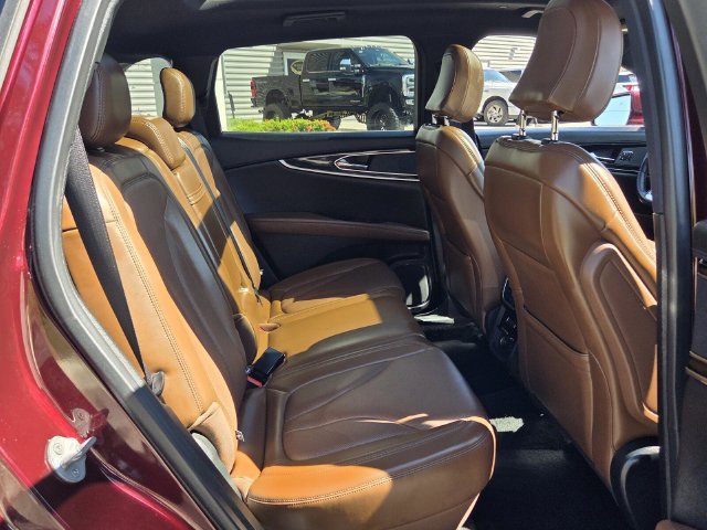 Used 2022 Lincoln Nautilus Reserve FWD image 17