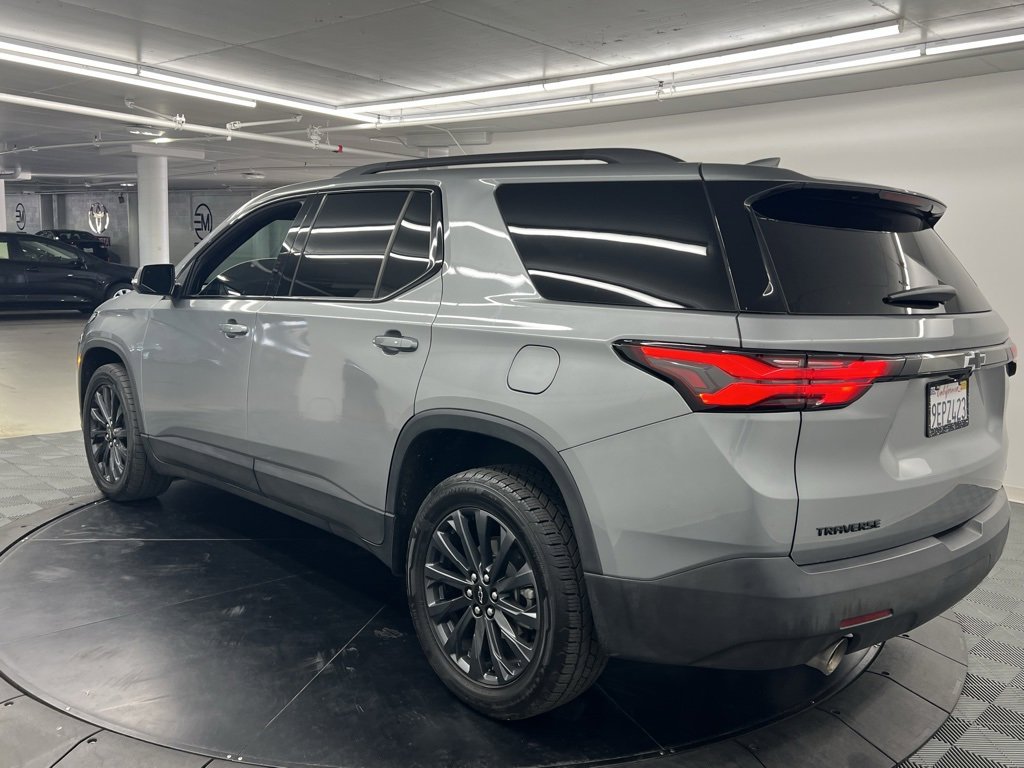 Used 2023 Chevrolet Traverse RS image 4