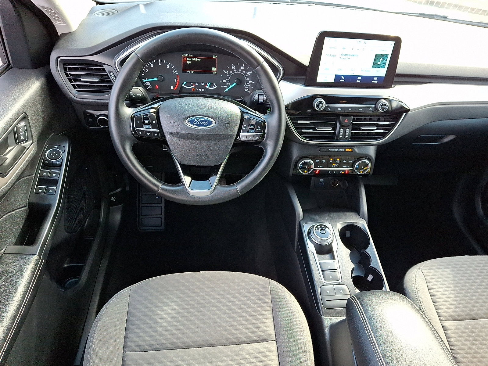 Used 2022 Ford Escape SE w/ Convenience Package image 12