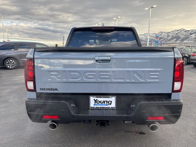 New 2026 Honda Ridgeline Black Edition image 4