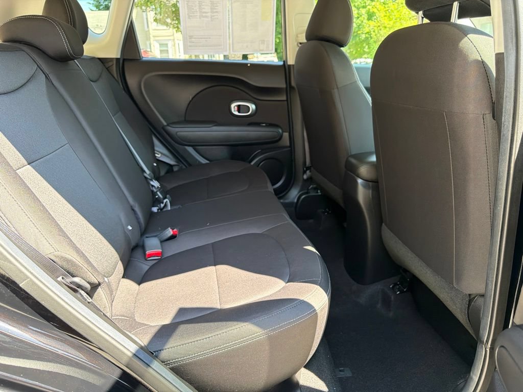 Used 2019 Kia Soul FWD image 26