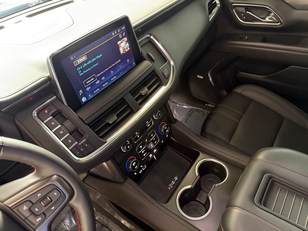 Used 2024 Chevrolet Suburban RST w/ Luxury Package RWD image 57