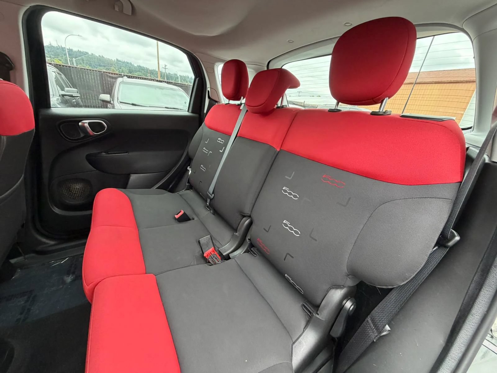 Used 2014 FIAT 500L Pop FWD image 24