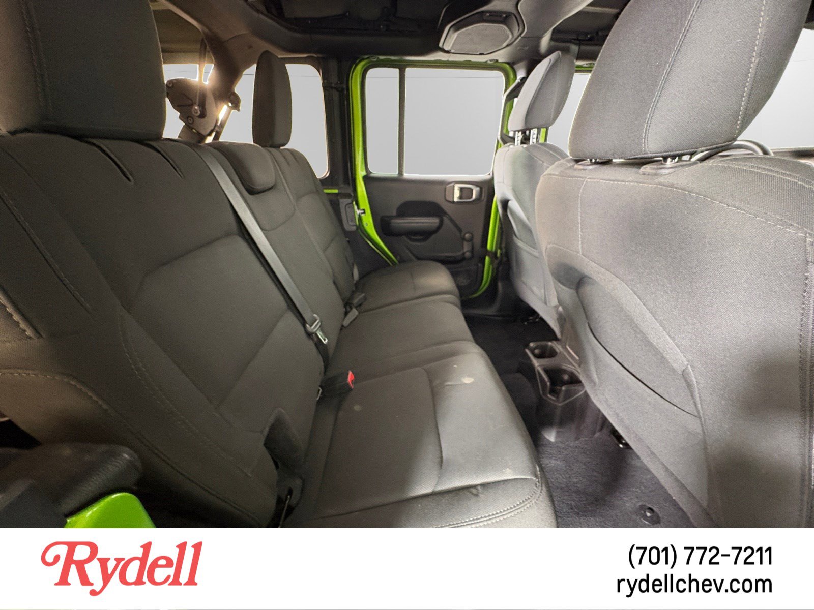 Used 2018 Jeep Wrangler Unlimited Sport AWD/4WD image 17