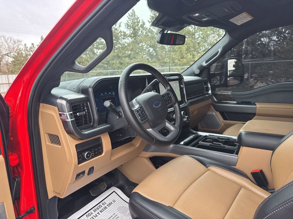 Used 2025 Ford F350 Lariat w/ Lariat Ultimate Package image 15