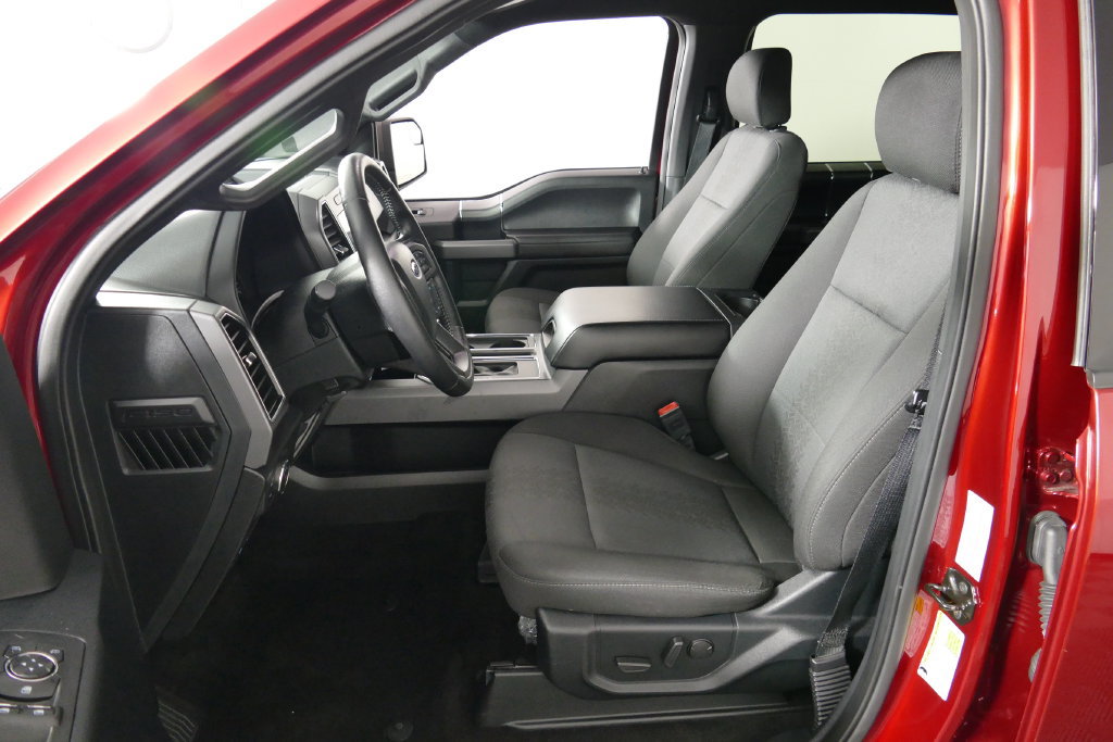 Used 2019 Ford F150 XLT w/ Equipment Group 302A Luxury AWD/4WD image 13