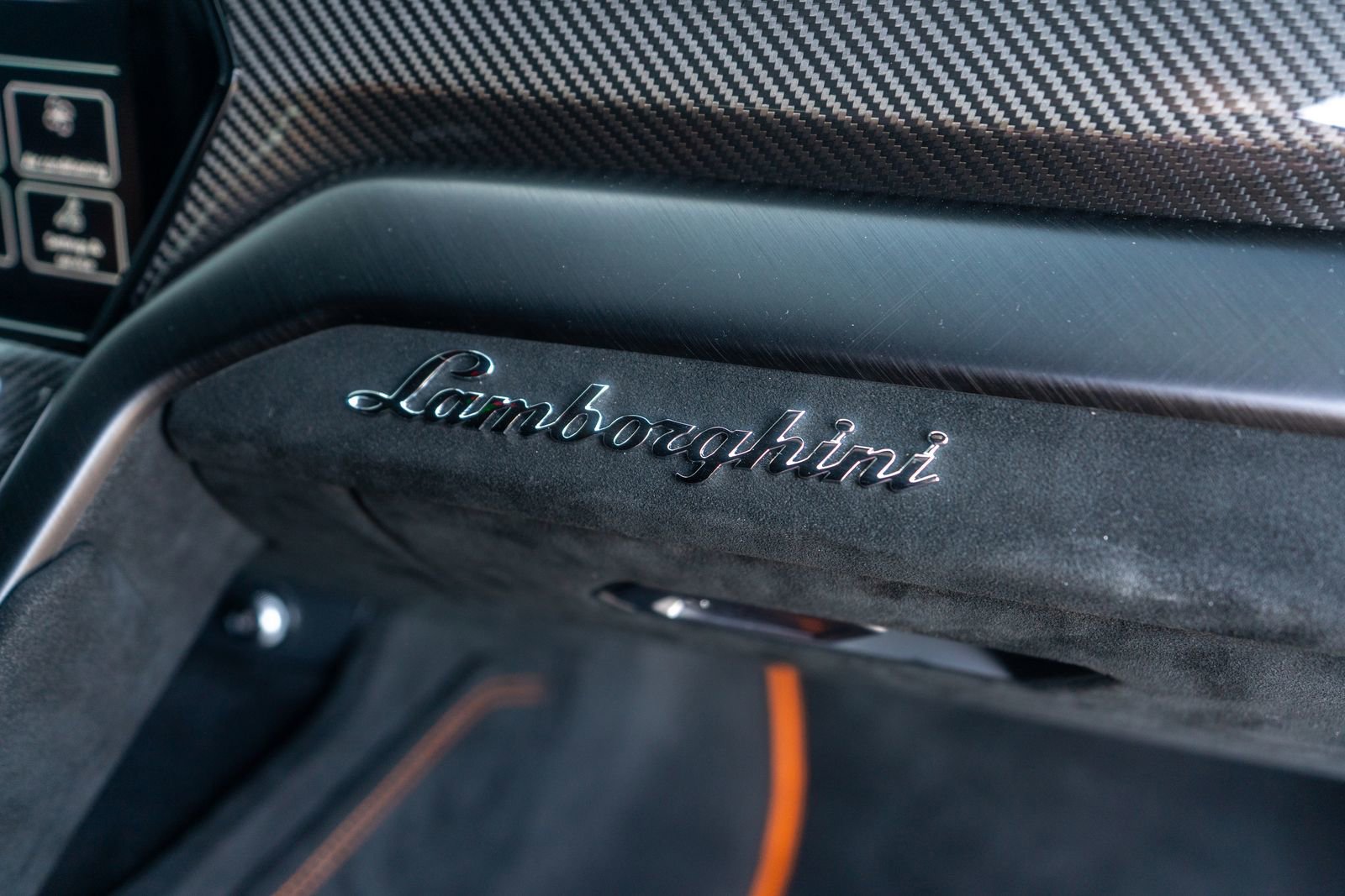 Used 2024 Lamborghini Urus Performante image 33