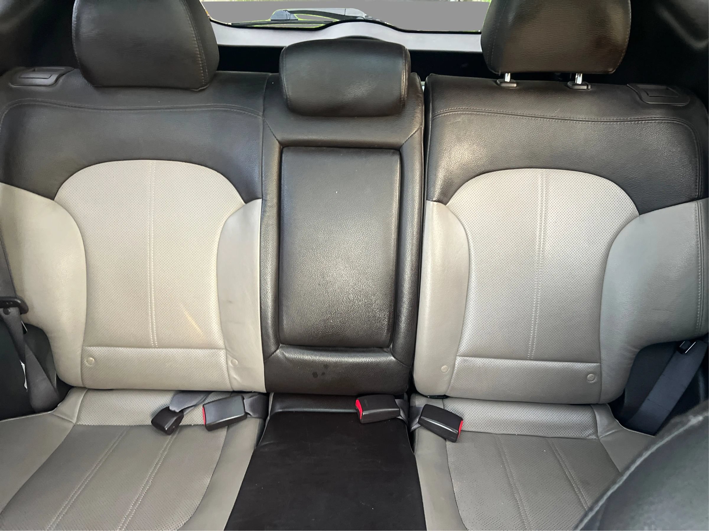 Used 2012 Hyundai Tucson Limited w/ Premium Pkg FWD image 17