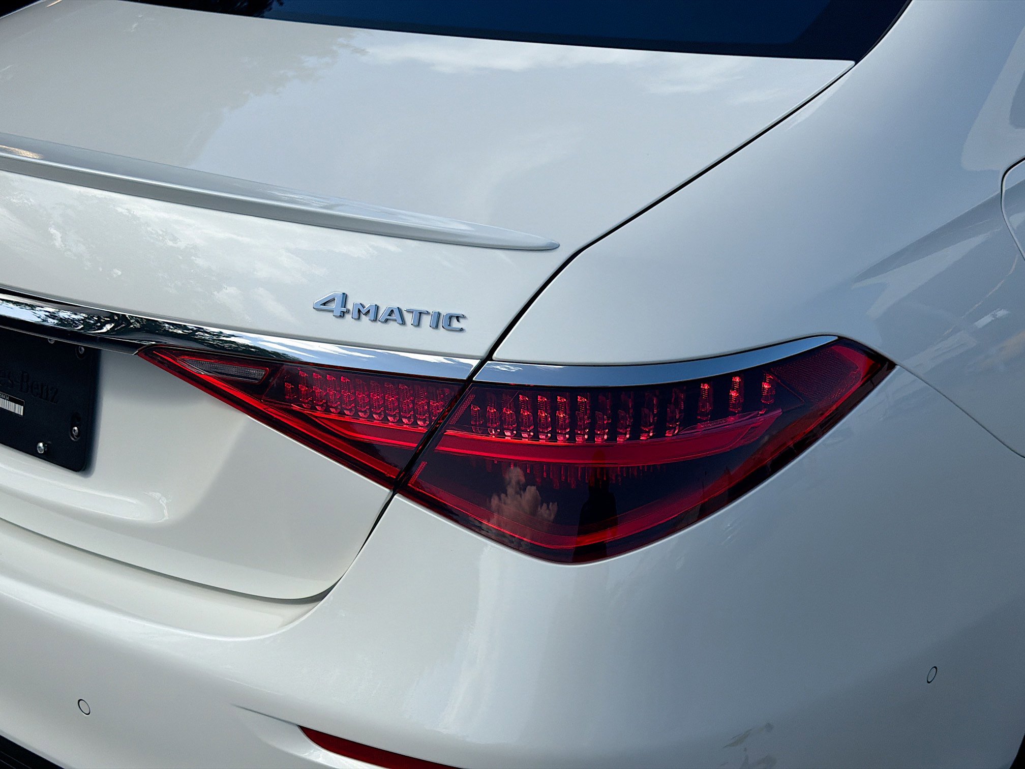 Used 2022 Mercedes-Benz S 580 4MATIC Sedan w/ AMG Line Package image 25