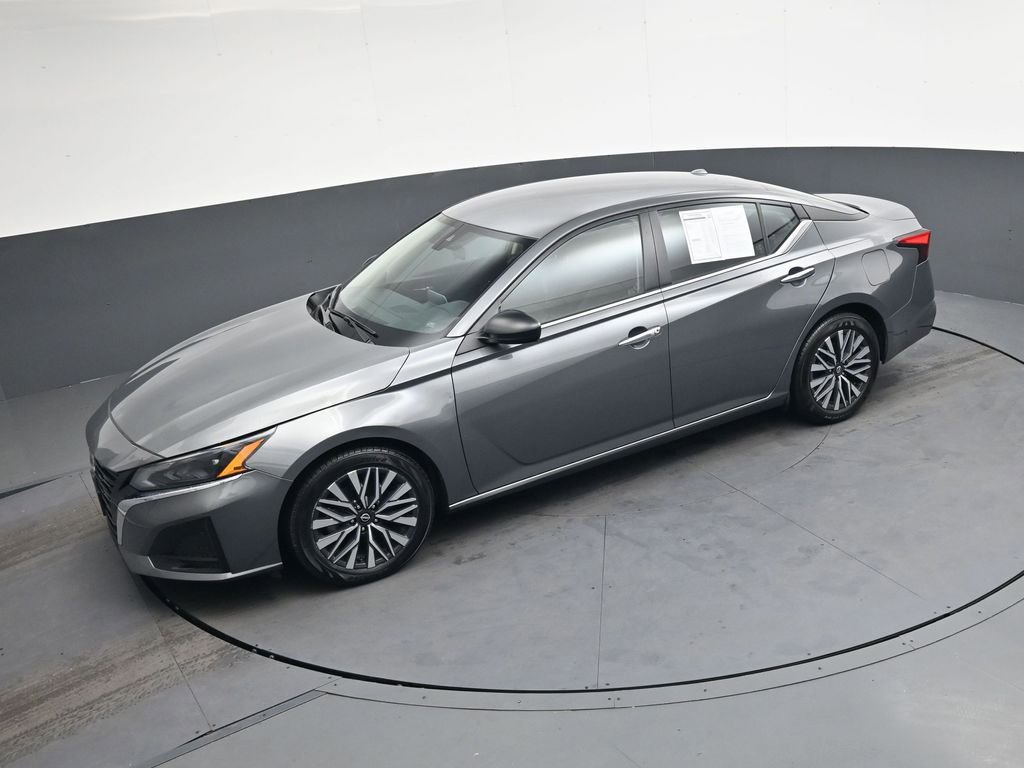 Used 2024 Nissan Altima 2.5 SV image 30