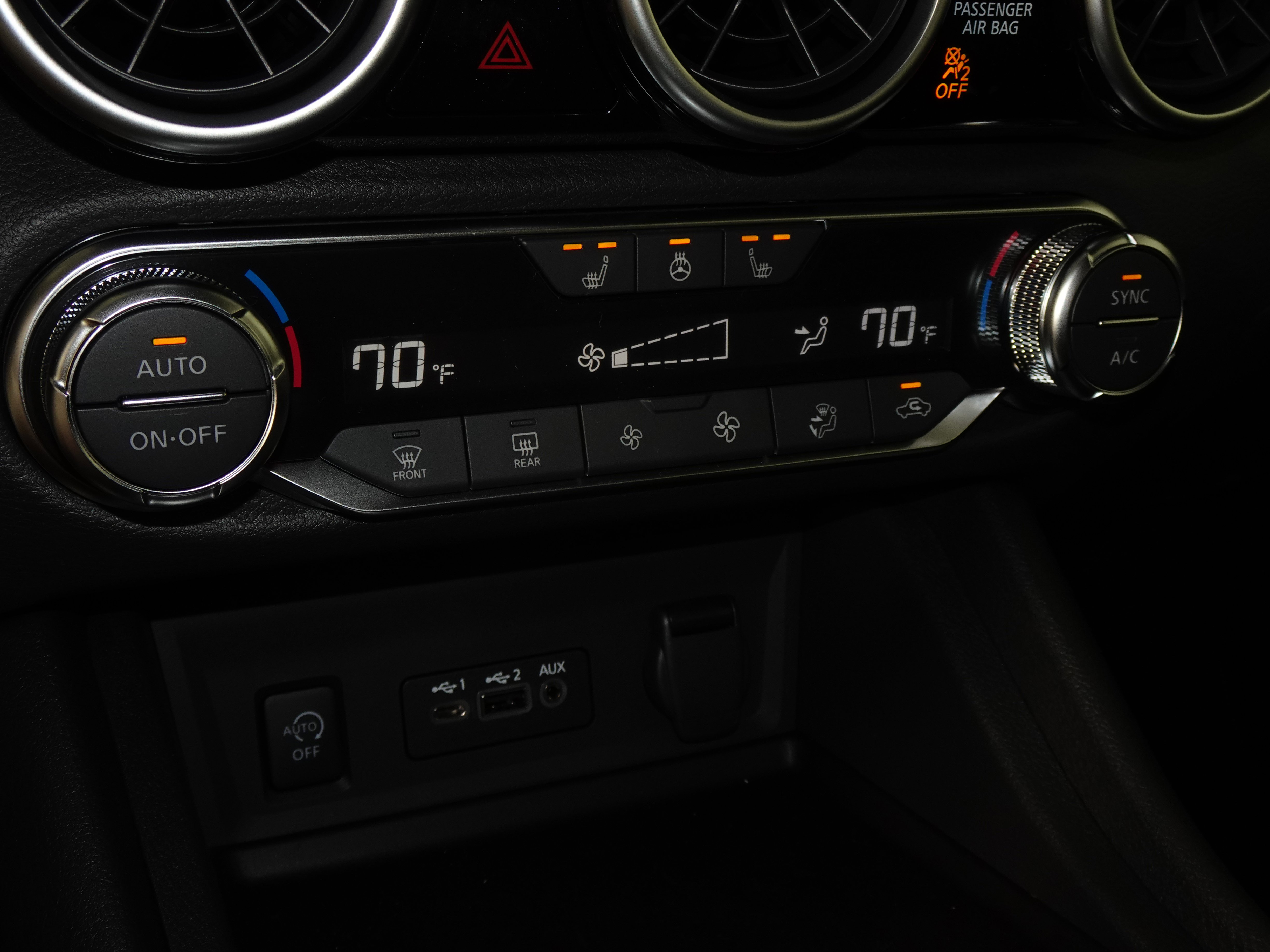 New 2025 Nissan Sentra SV w/ All-Weather Package image 28