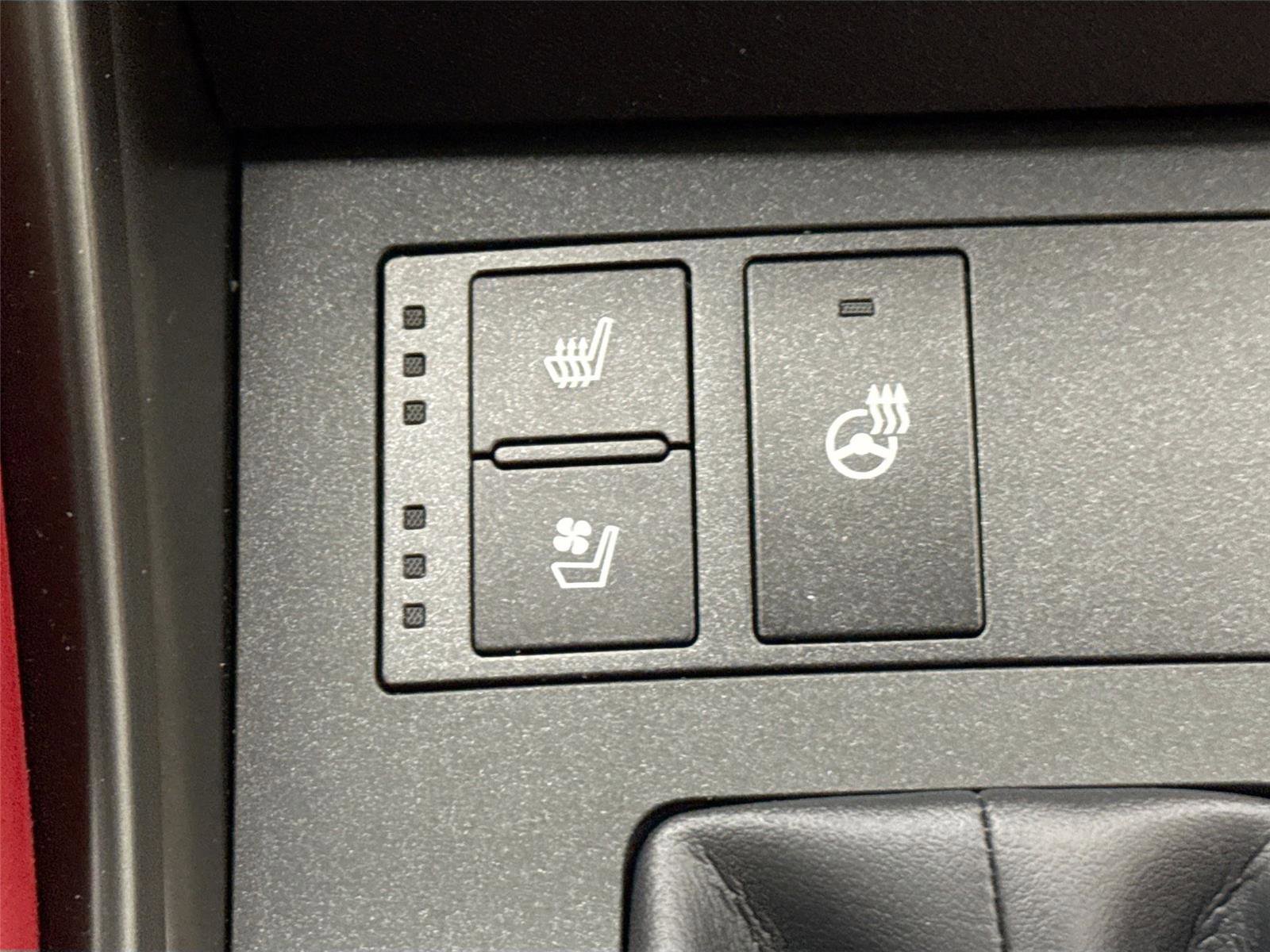 Used 2021 Lexus IS 350 F Sport w/ Navigation Package image 8