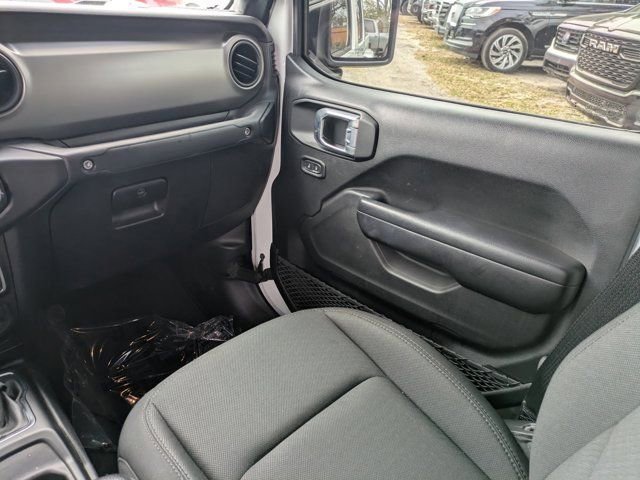 Used 2021 Jeep Gladiator Sport image 14