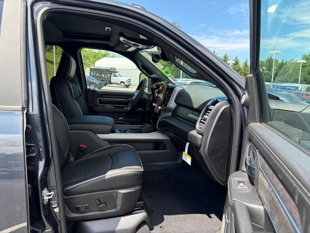New 2026 RAM 2500 Laramie AWD/4WD image 30
