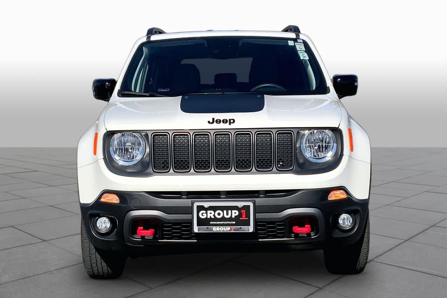 Used 2023 Jeep Renegade Trailhawk w/ Trailhawk Elite Group AWD/4WD image 3