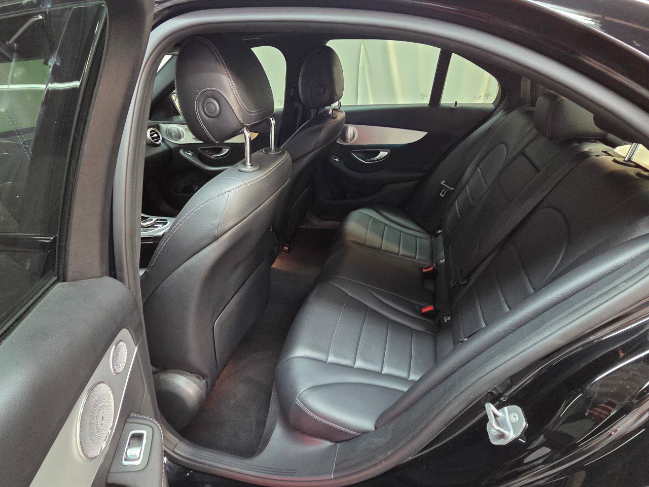 Used 2020 Mercedes-Benz C 300 4MATIC Sedan image 20