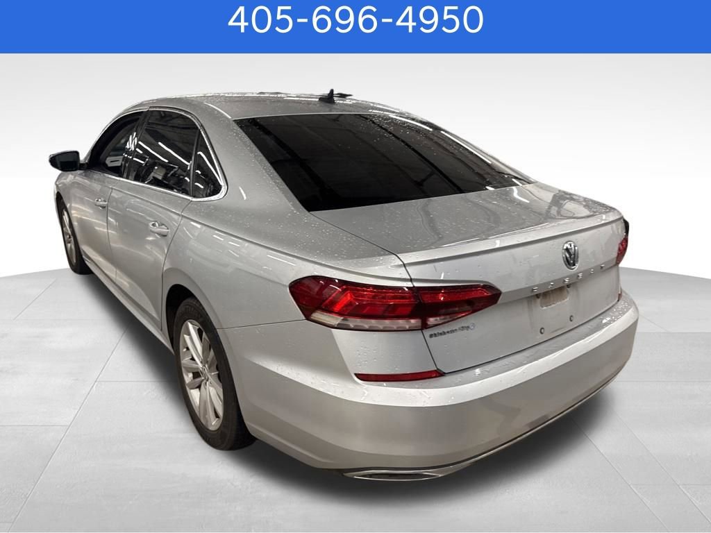 Used 2020 Volkswagen Passat 2.0T SE FWD image 4
