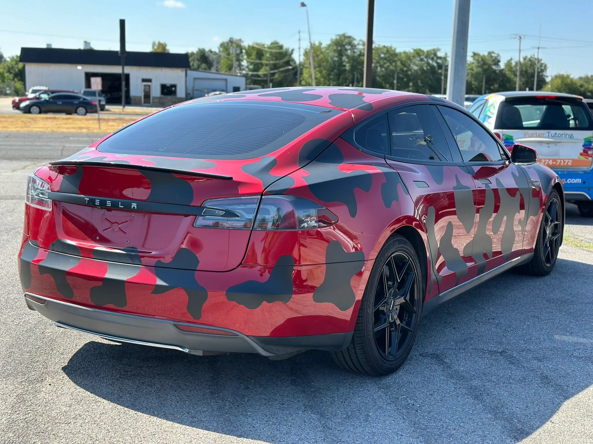 Used 2014 Tesla Model S 85 RWD image 6
