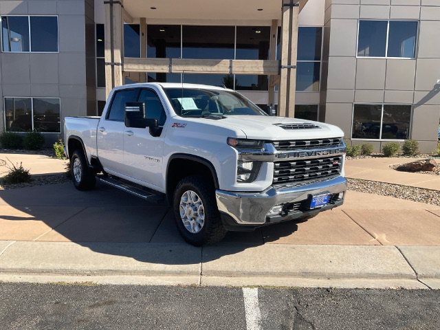 Used 2023 Chevrolet Silverado 2500 LT w/ Convenience Package AWD/4WD image 2