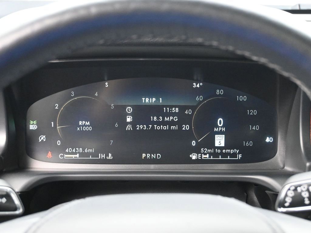 Used 2023 Lincoln Aviator Reserve w/ Equipment Group 201A image 13