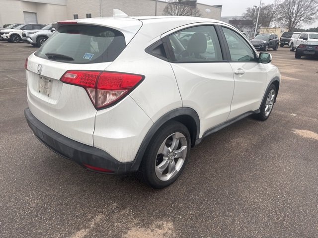 Used 2016 Honda HR-V LX image 11