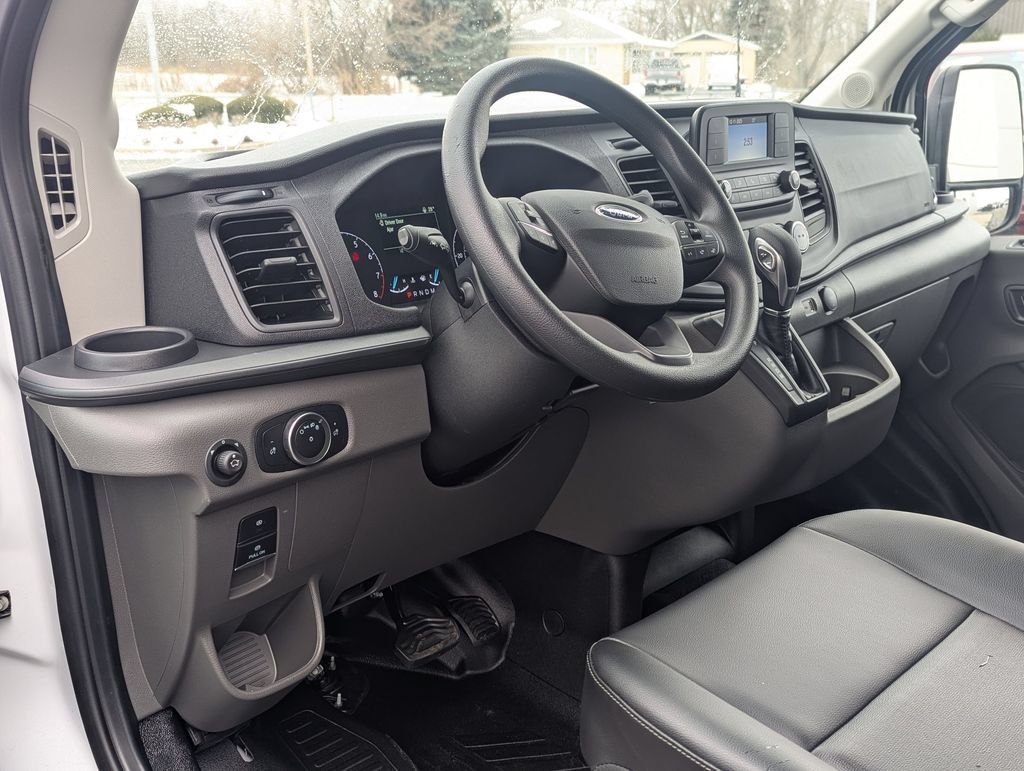 New 2025 Ford Transit 150 148 Medium Roof AWD image 5