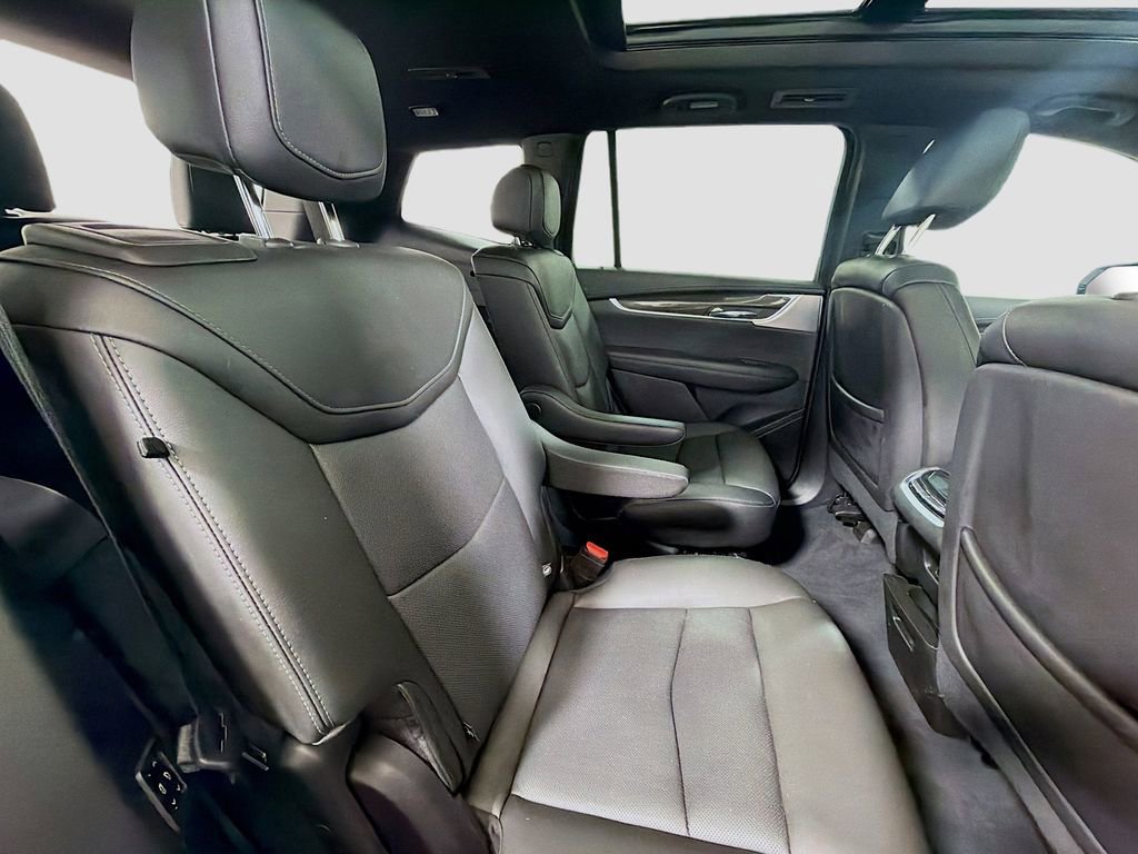 Used 2021 Cadillac XT6 Sport AWD/4WD image 32