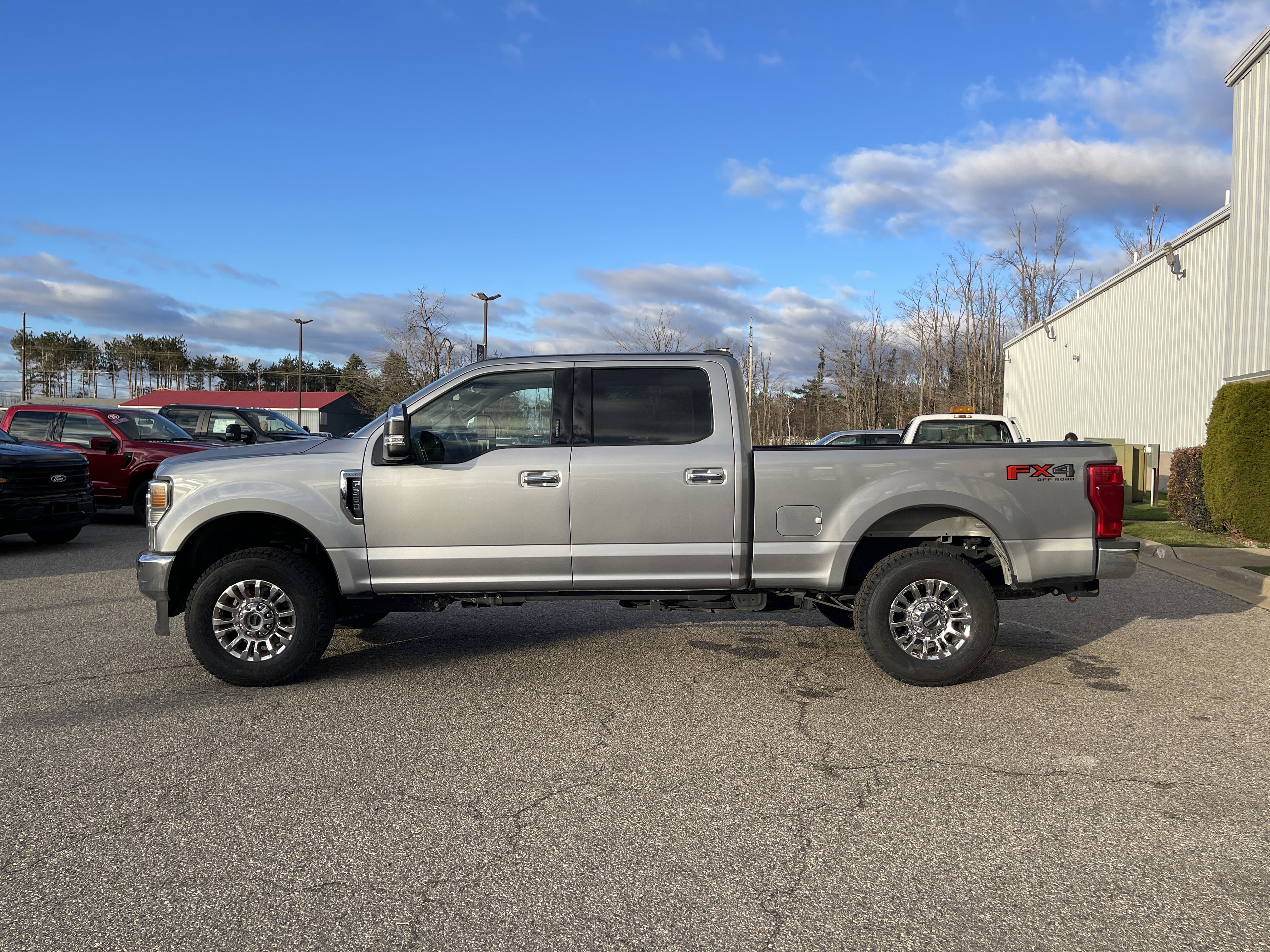 Certified 2022 Ford F350 XLT w/ XLT Premium Package image 7