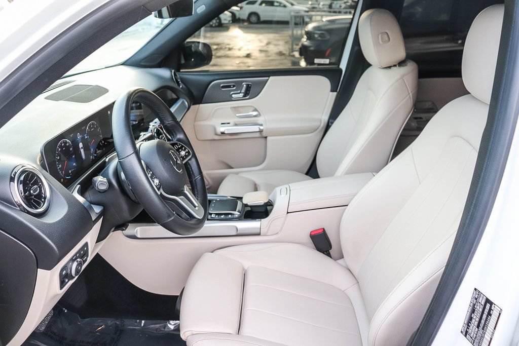Used 2021 Mercedes-Benz GLB 250 image 21