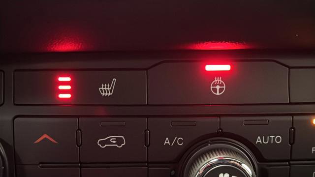 Used 2022 Dodge Durango GT image 37