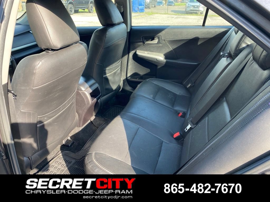 Used 2014 Toyota Camry SE FWD image 10
