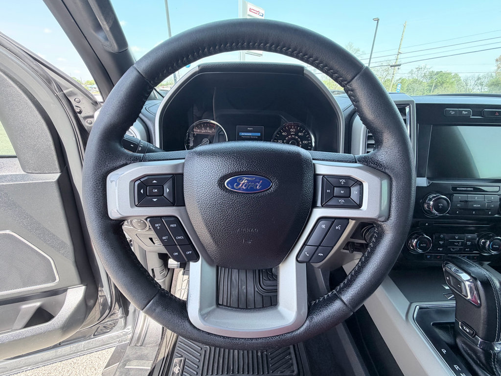 Used 2016 Ford F150 Lariat AWD/4WD image 13