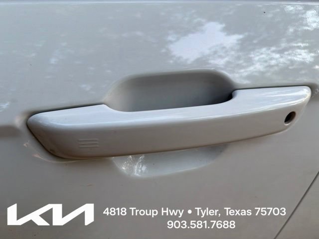 Used 2021 Jeep Grand Cherokee L Laredo w/ Luxury Tech Group I RWD image 5