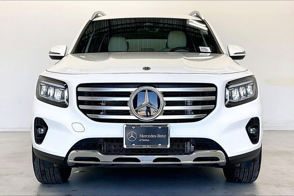 Used 2026 Mercedes-Benz GLB 250 image 3