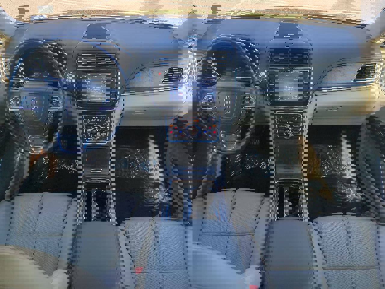 Used 2019 Lincoln Continental Reserve image 14