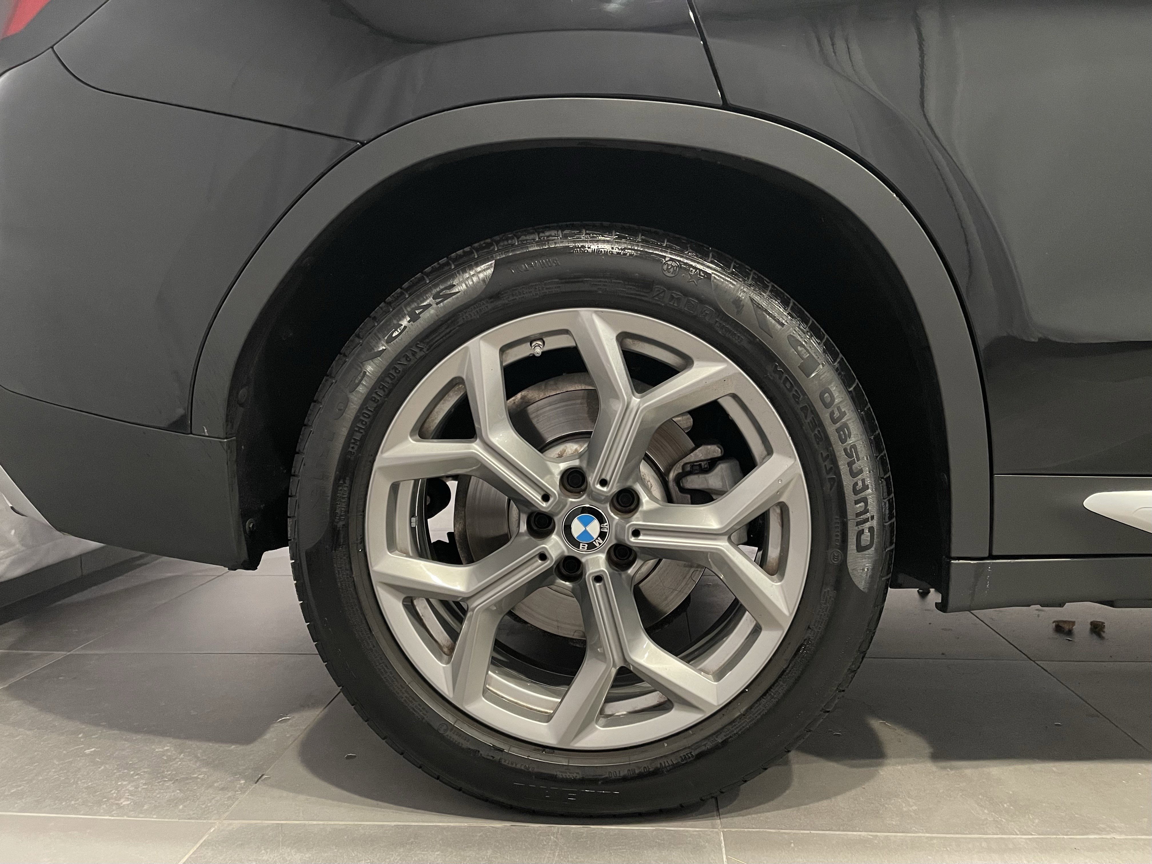 Used 2023 BMW X3 xDrive30i w/ Premium Package image 30