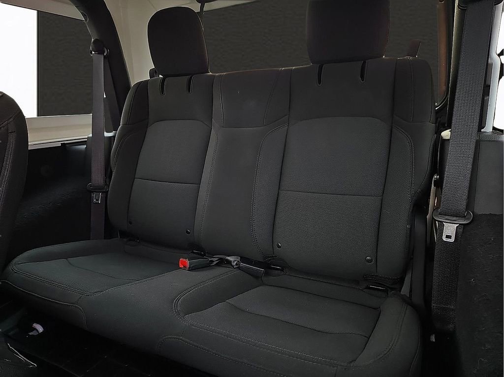 Used 2021 Jeep Wrangler Sport S image 9